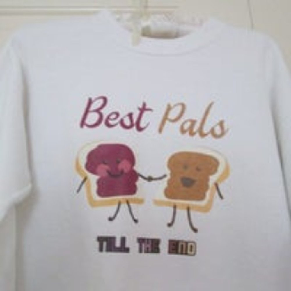 BEST PALS Sweatshirt by Hanes M